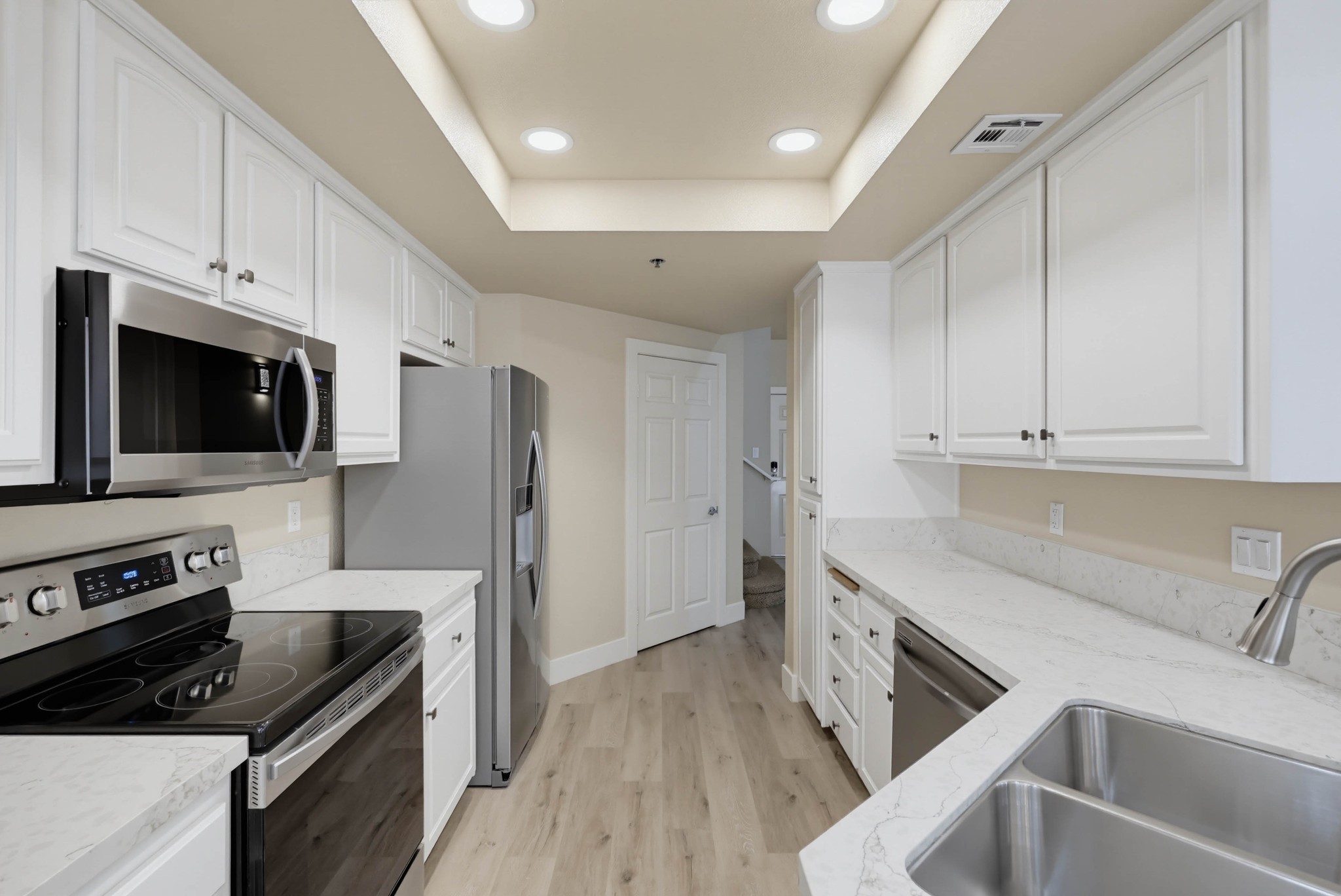 Virtual tour photo 44 of 113 for 640 Camino De La Reina #1115