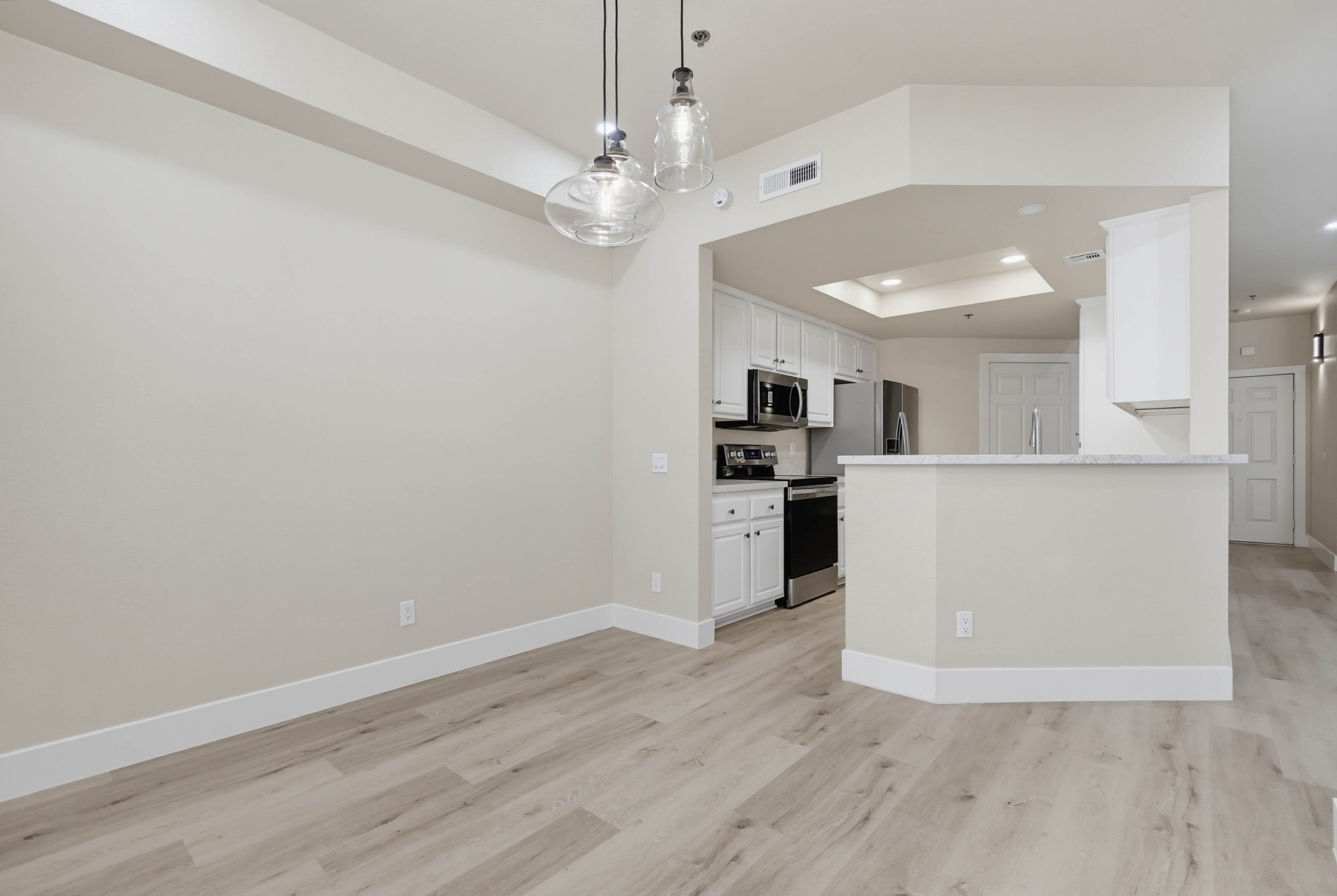 Virtual tour photo 49 of 113 for 640 Camino De La Reina #1115