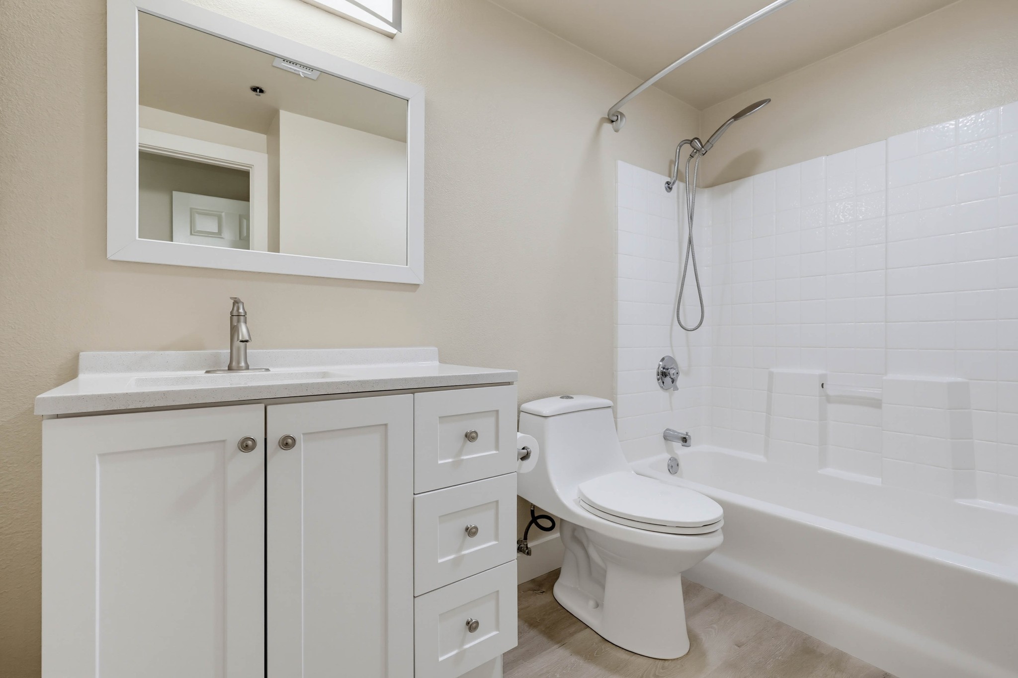Virtual tour photo 59 of 113 for 640 Camino De La Reina #1115