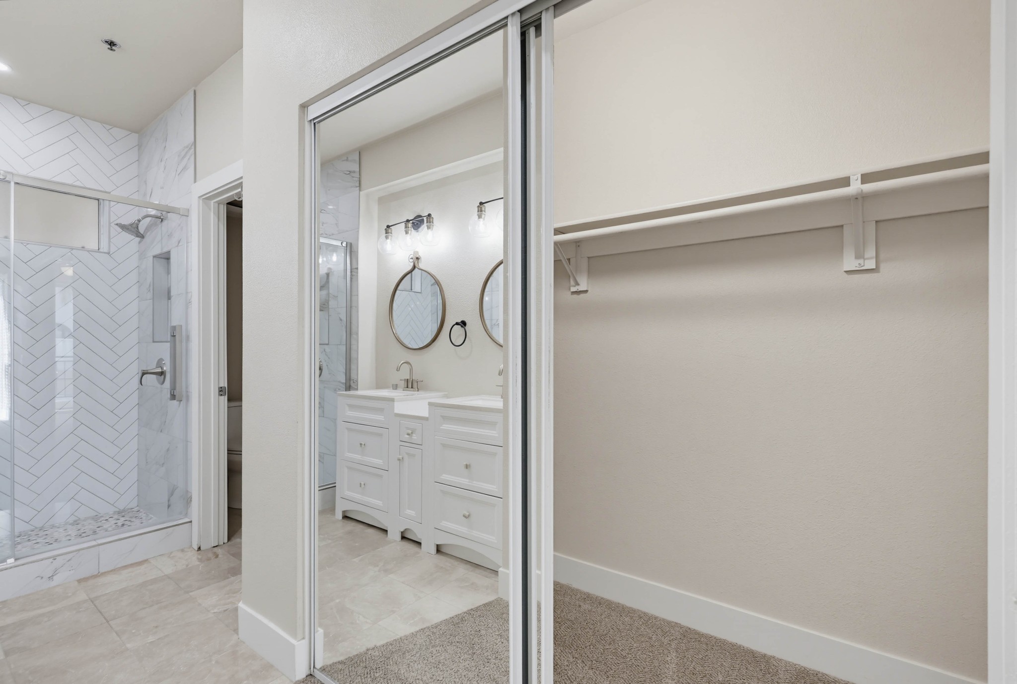 Virtual tour photo 73 of 113 for 640 Camino De La Reina #1115