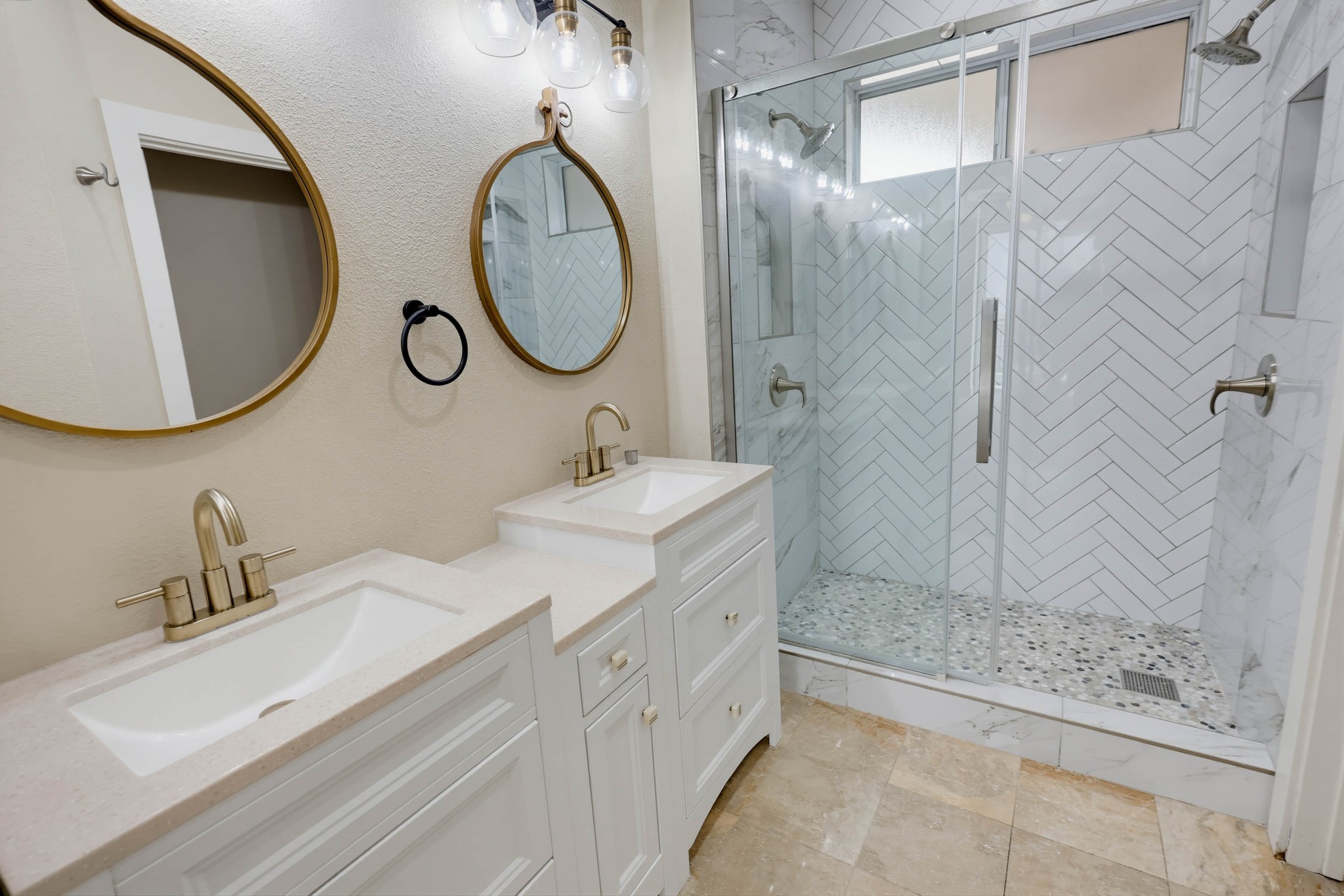 Virtual tour photo 75 of 113 for 640 Camino De La Reina #1115