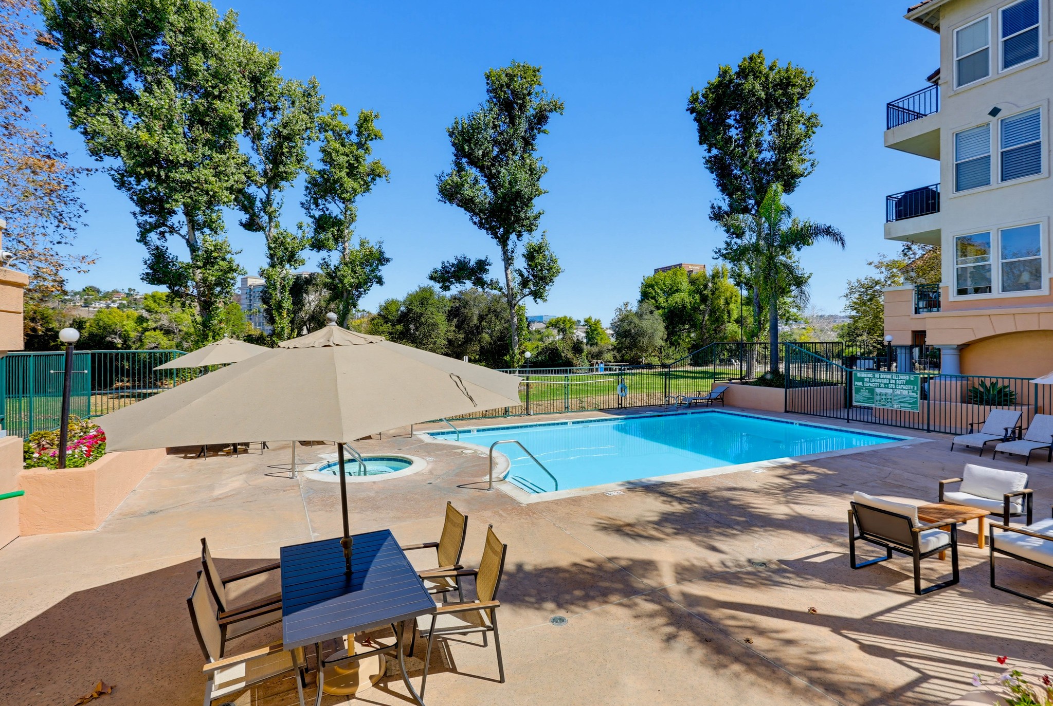 Virtual tour photo 90 of 113 for 640 Camino De La Reina #1115