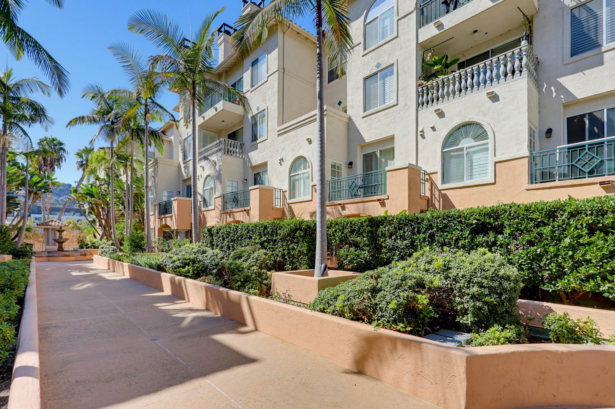 Virtual tour photo 91 of 113 for 640 Camino De La Reina #1115