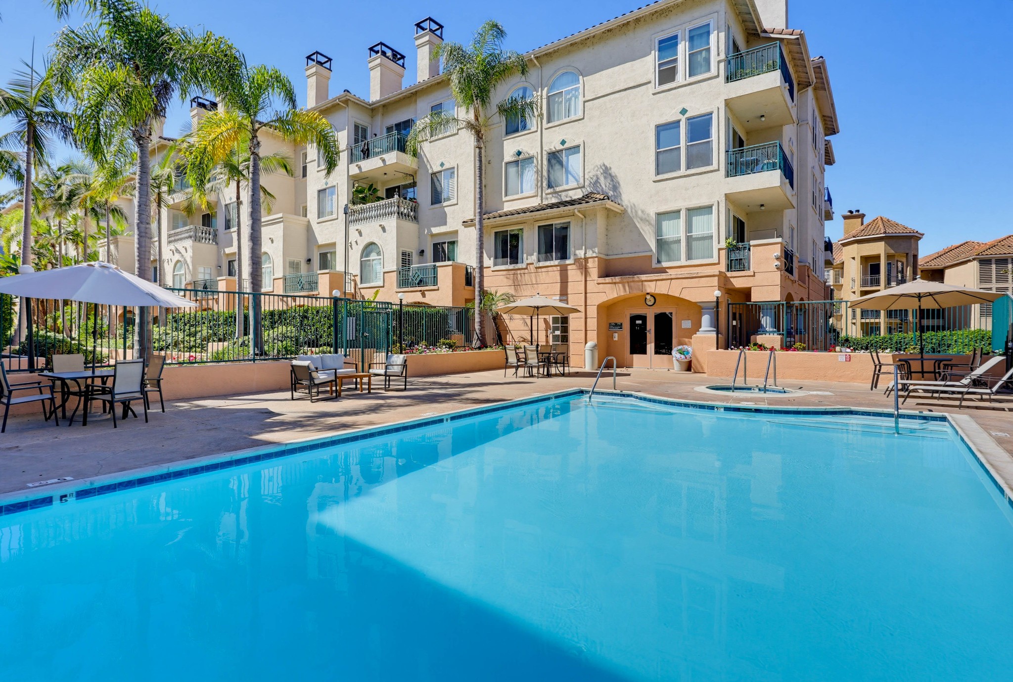 Virtual tour photo 101 of 113 for 640 Camino De La Reina #1115