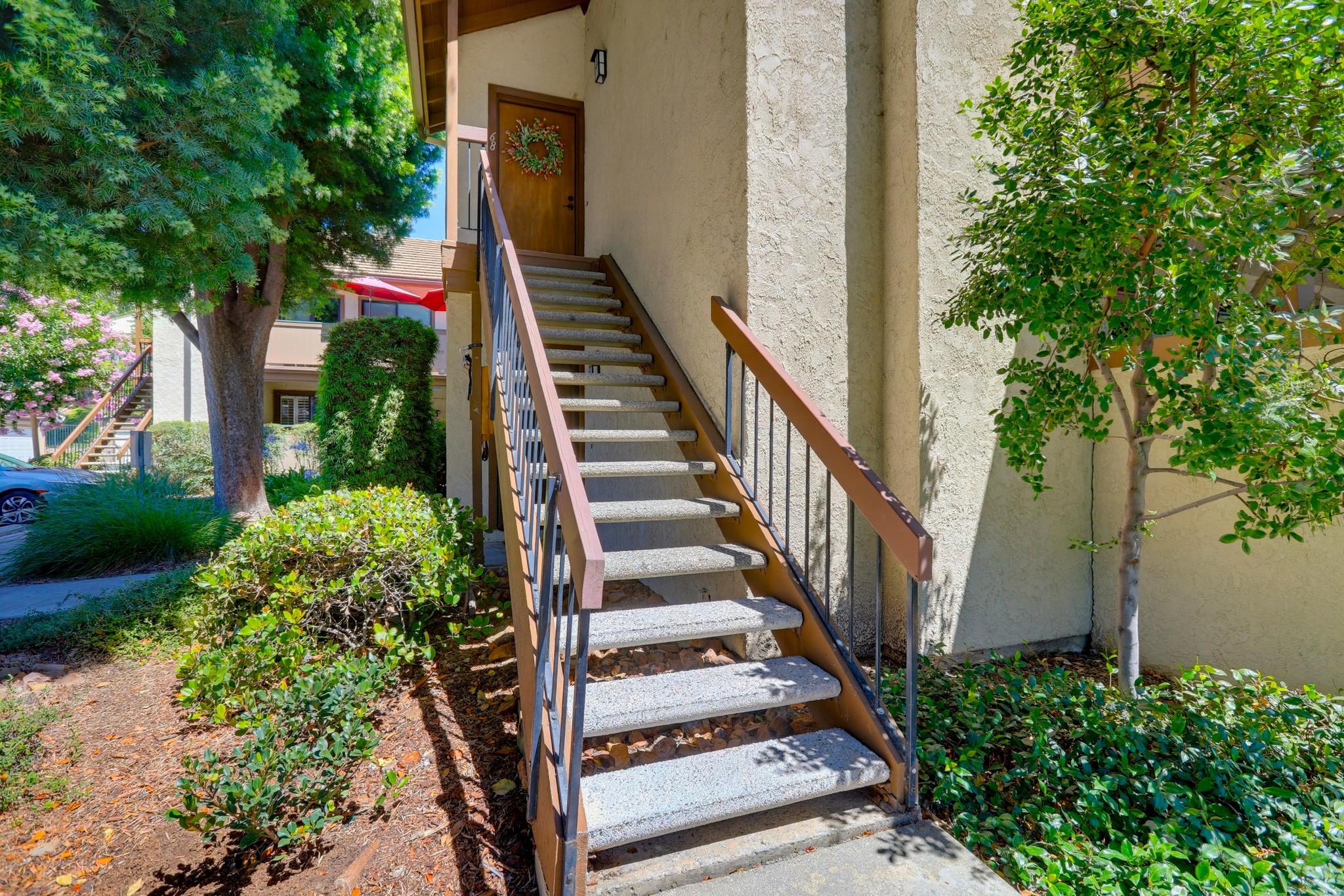 Virtual tour photo 4 of 63 for 640 N Brea Blvd