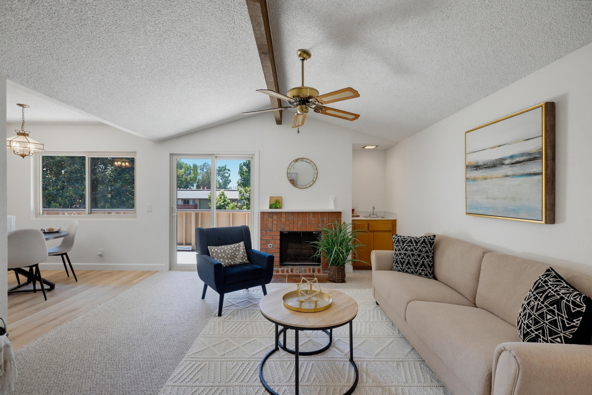 Virtual tour photo 9 of 63 for 640 N Brea Blvd