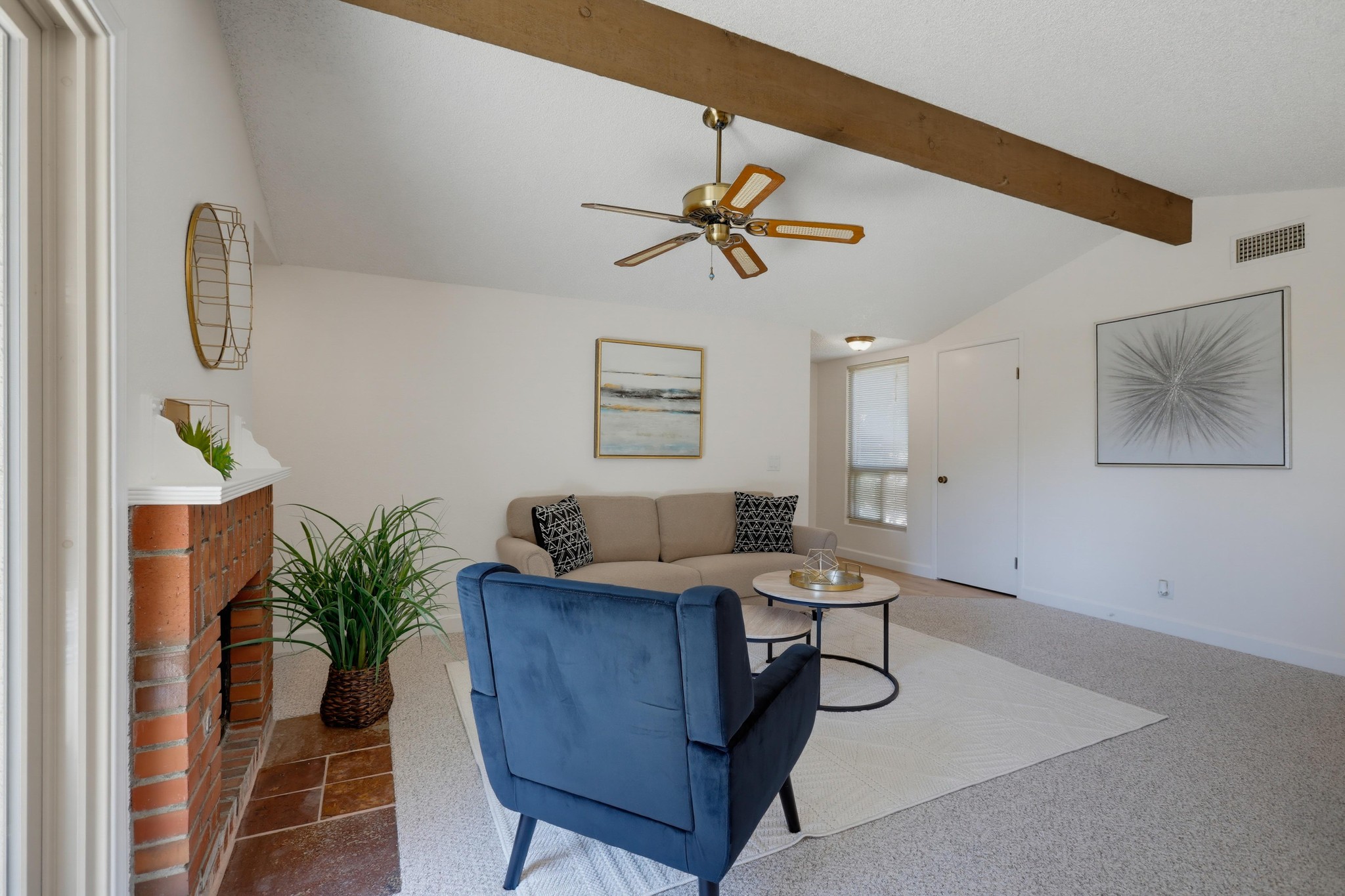 Virtual tour photo 12 of 63 for 640 N Brea Blvd