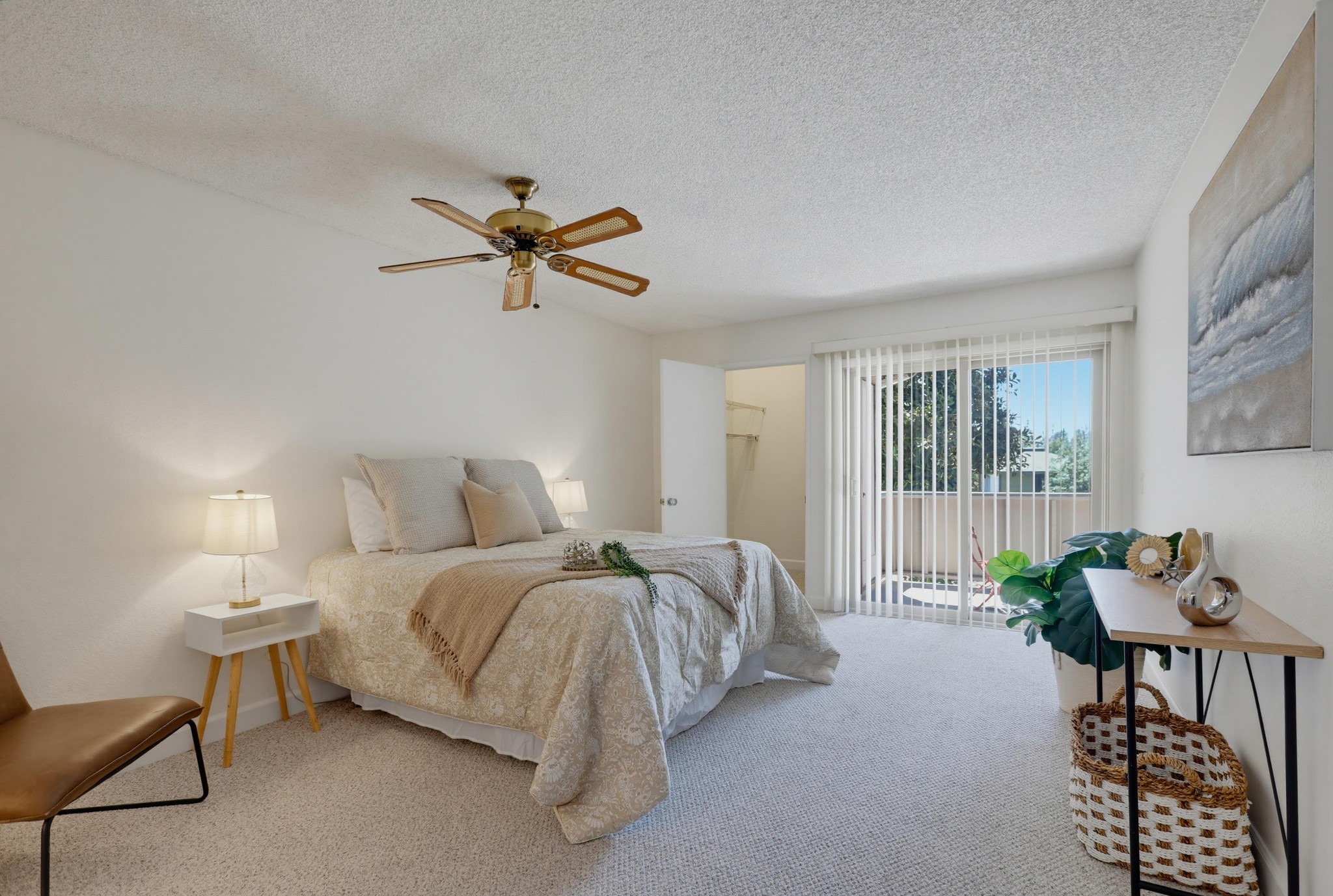 Virtual tour photo 35 of 63 for 640 N Brea Blvd