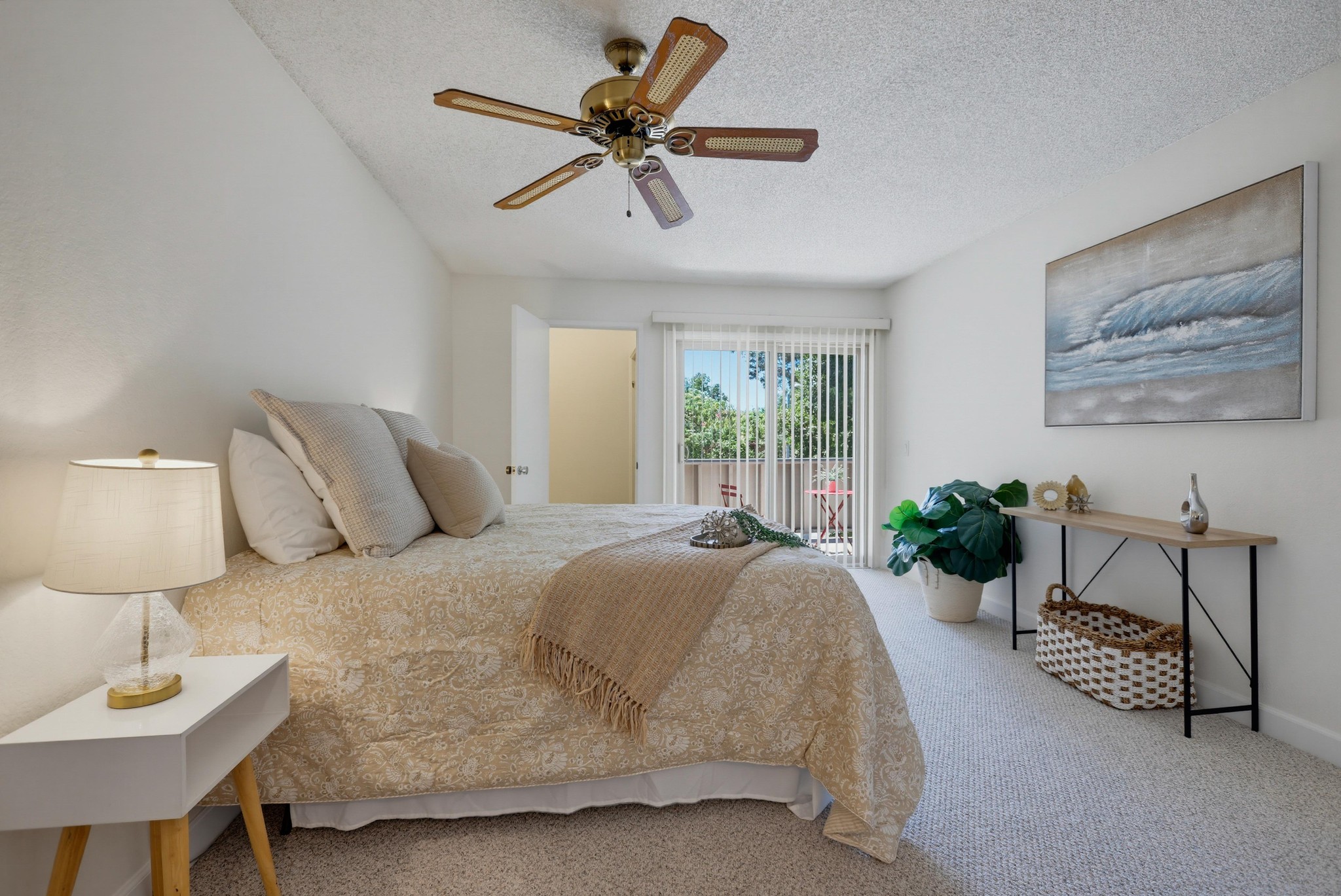 Virtual tour photo 37 of 63 for 640 N Brea Blvd