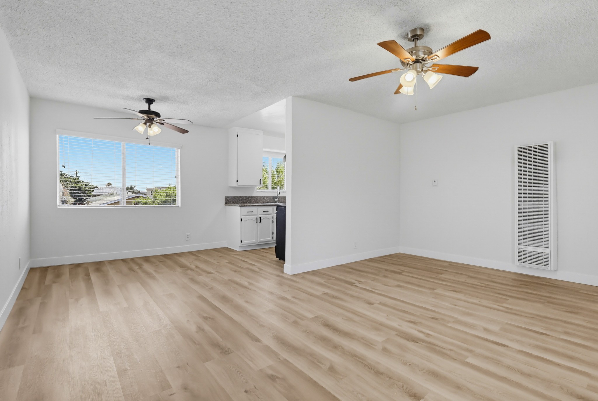 Virtual tour photo 8 of 42 for 6407 10th Ave