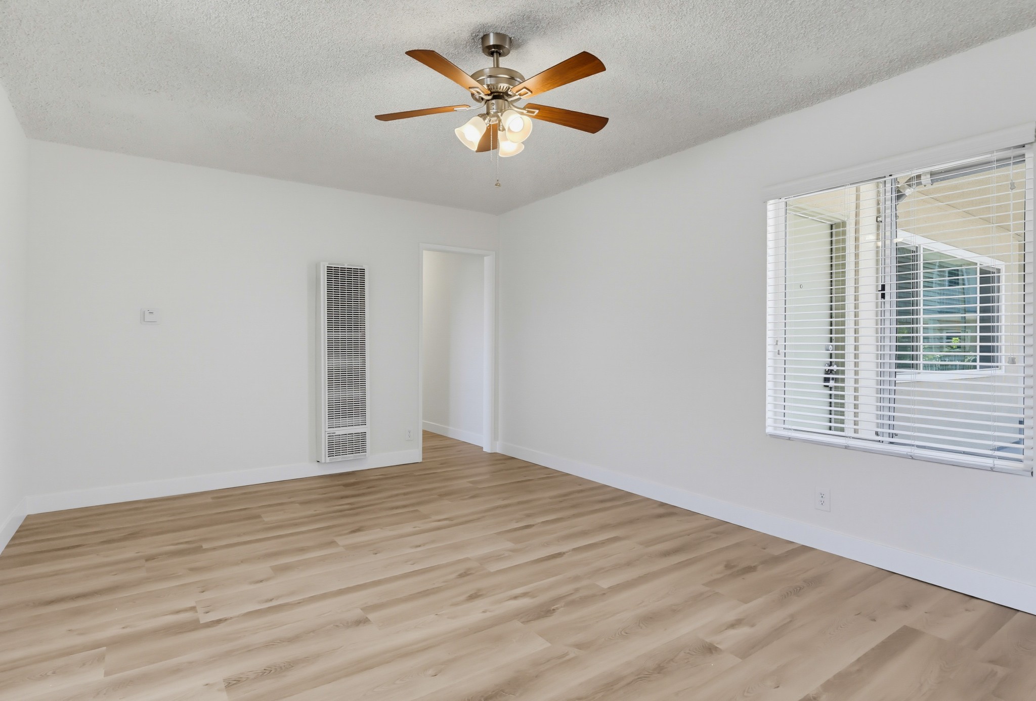 Virtual tour photo 10 of 42 for 6407 10th Ave