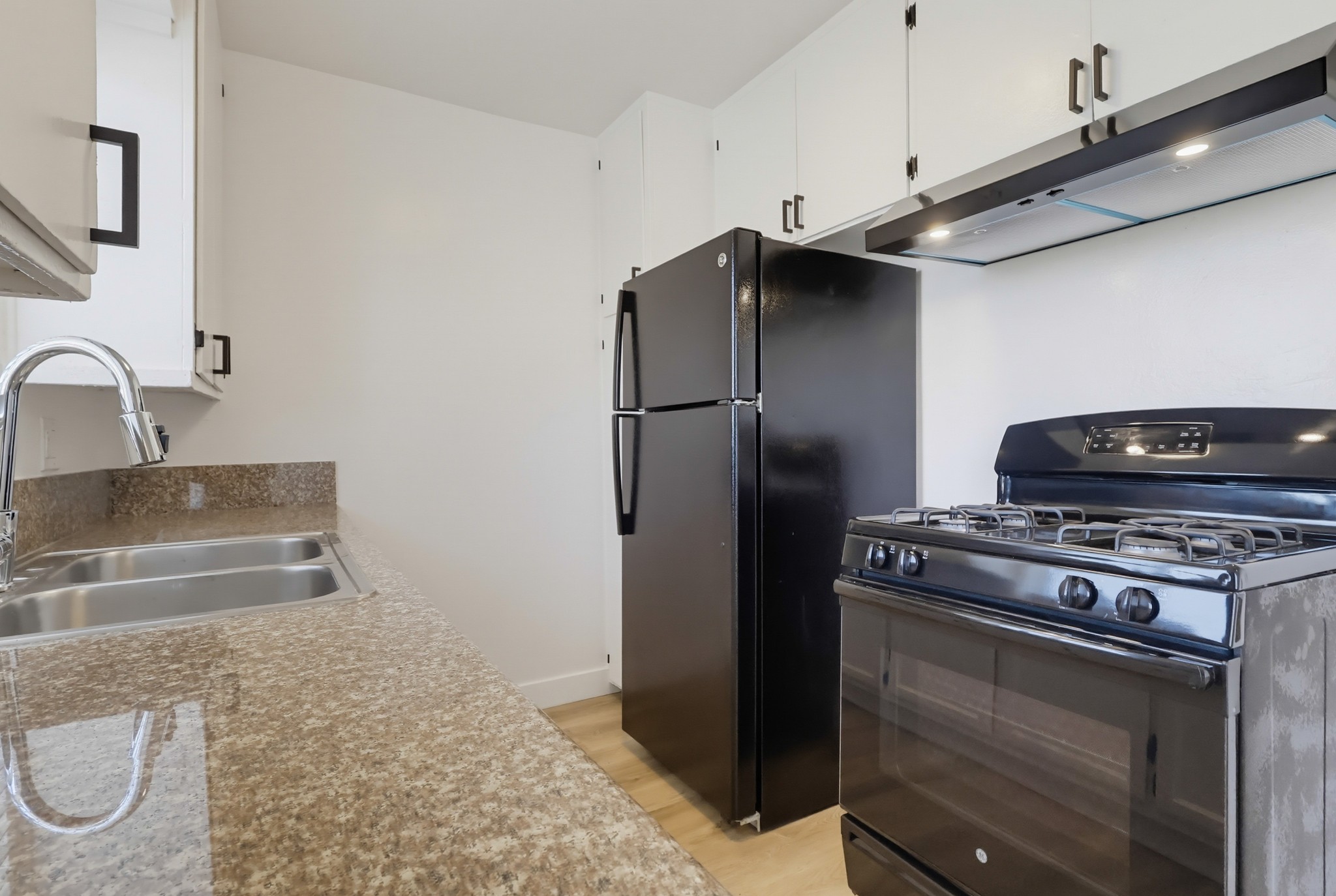 Virtual tour photo 21 of 42 for 6407 10th Ave