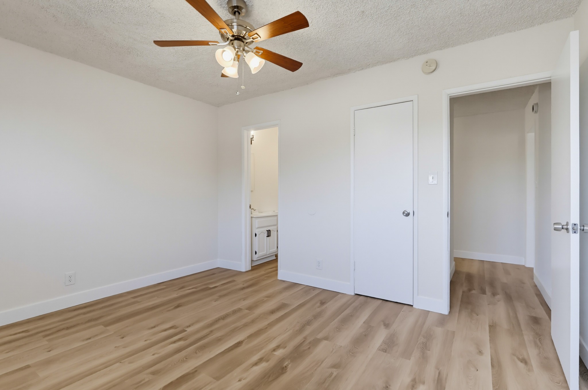 Virtual tour photo 26 of 42 for 6407 10th Ave