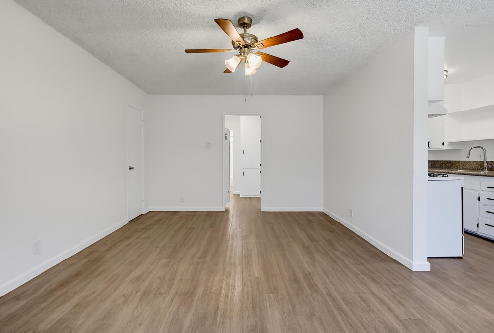 Virtual tour photo 7 of 40 for 6407 10th Ave
