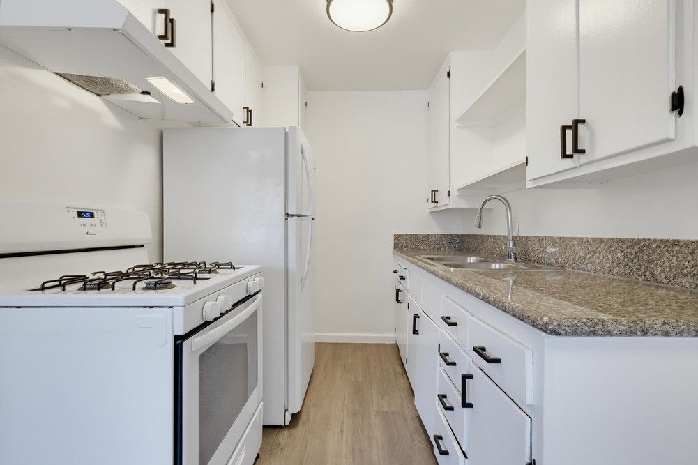 Virtual tour photo 17 of 40 for 6407 10th Ave