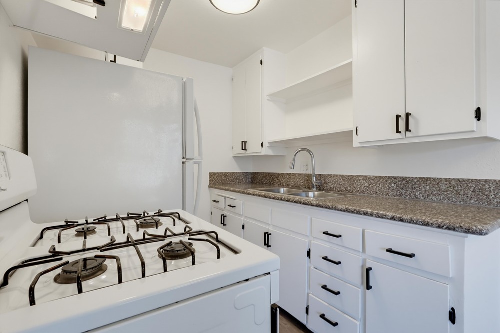 Virtual tour photo 18 of 40 for 6407 10th Ave