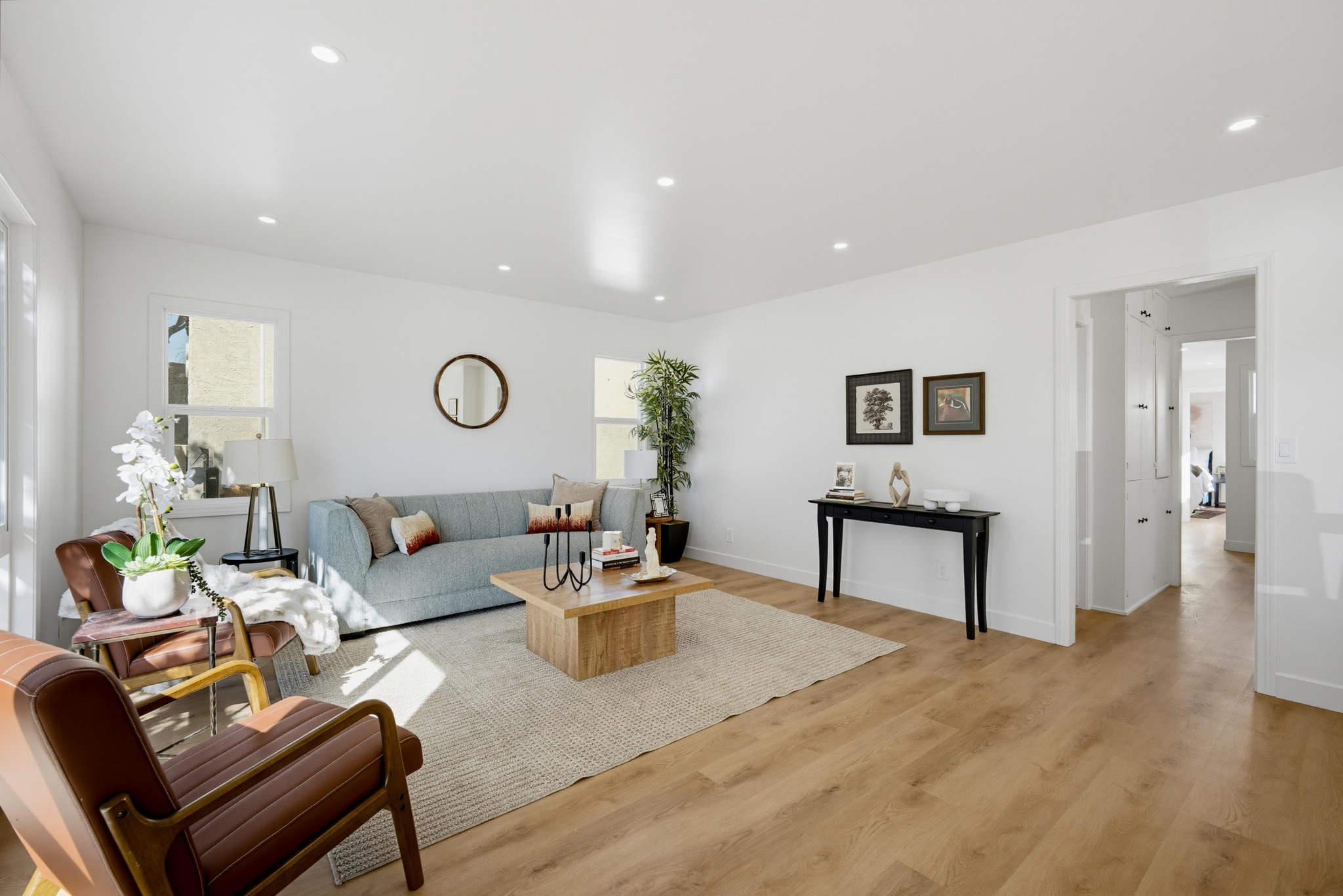 Virtual tour photo 9 of 44 for 641 Plaza Serena