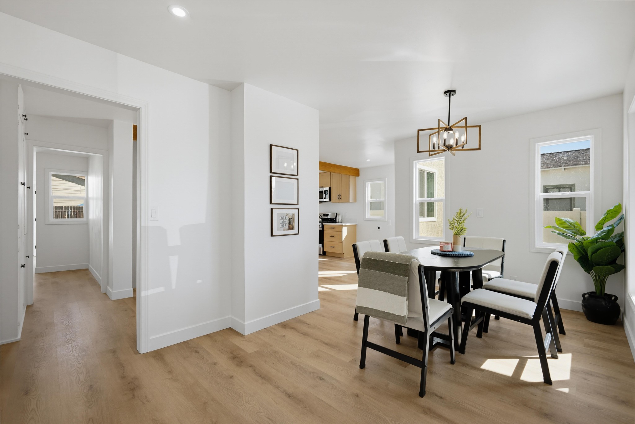 Virtual tour photo 14 of 44 for 641 Plaza Serena