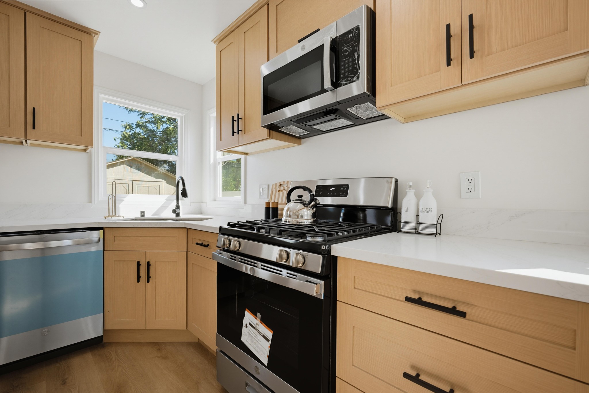 Virtual tour photo 21 of 44 for 641 Plaza Serena