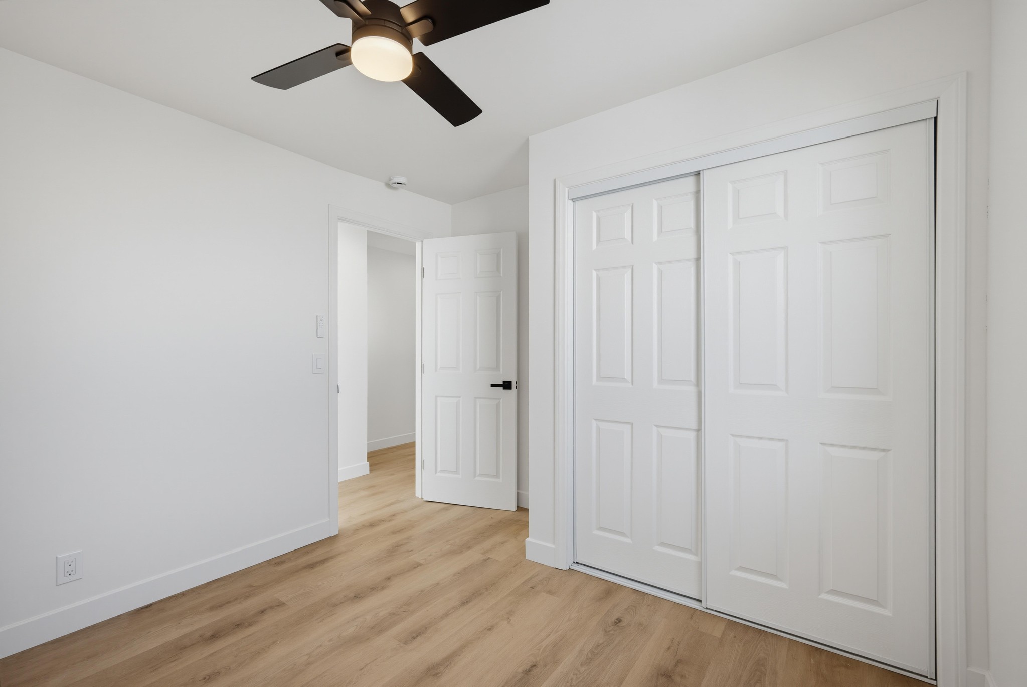 Virtual tour photo 30 of 44 for 641 Plaza Serena