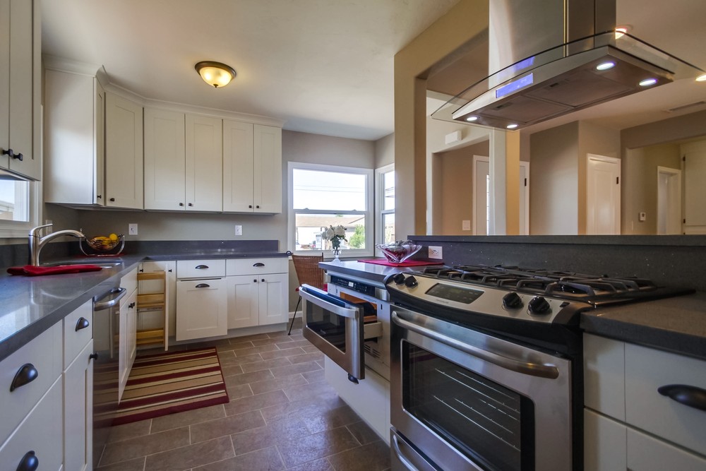Virtual tour photo 20 of 44 for 6417 Winona Ave