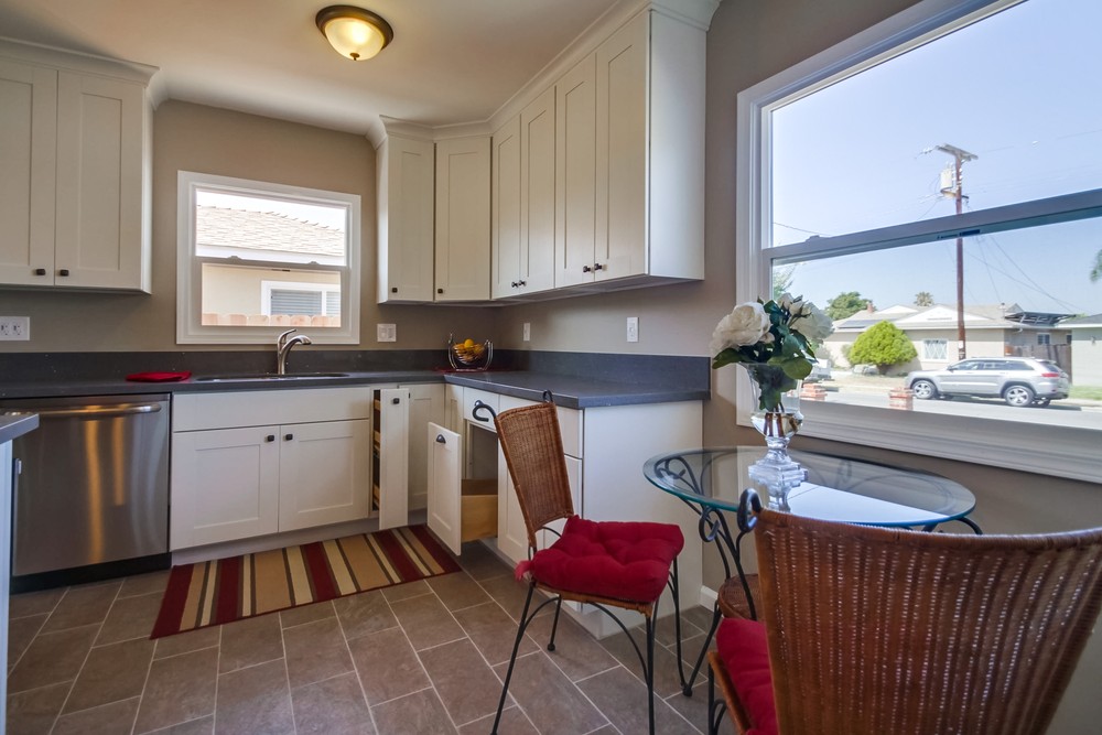 Virtual tour photo 21 of 44 for 6417 Winona Ave