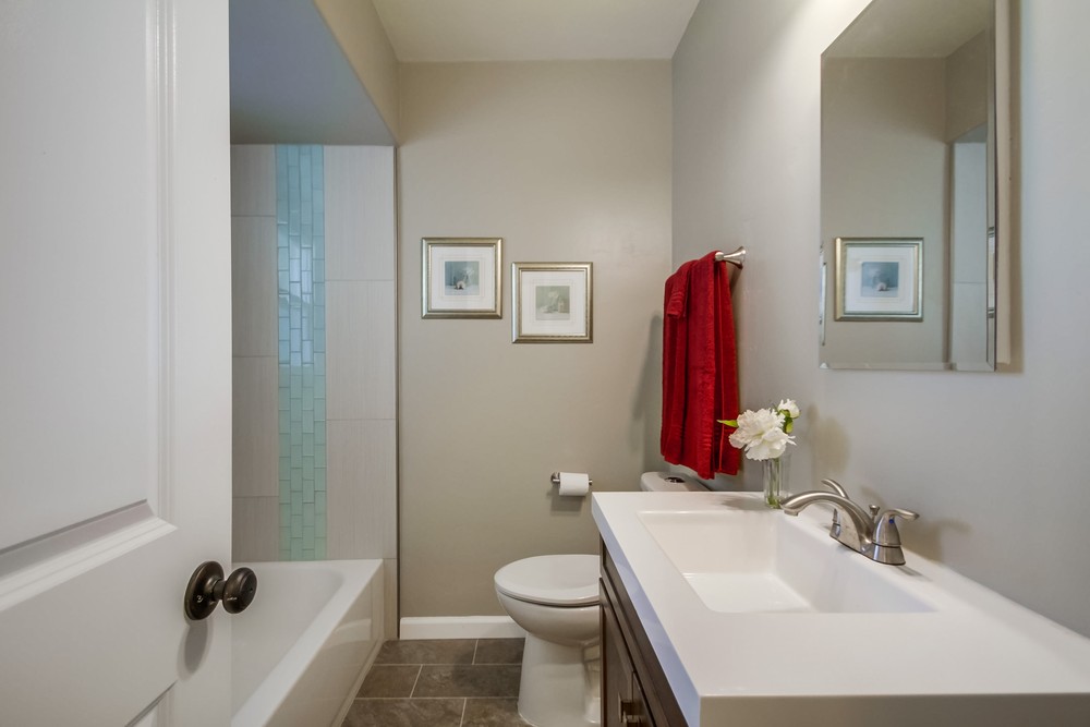 Virtual tour photo 28 of 44 for 6417 Winona Ave