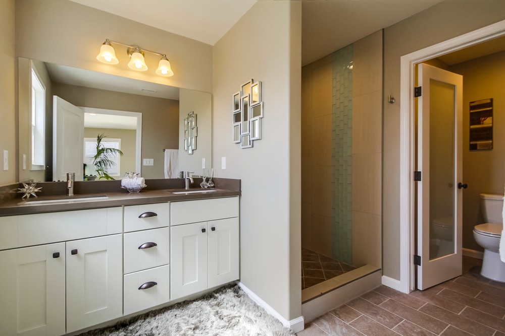 Virtual tour photo 38 of 44 for 6417 Winona Ave