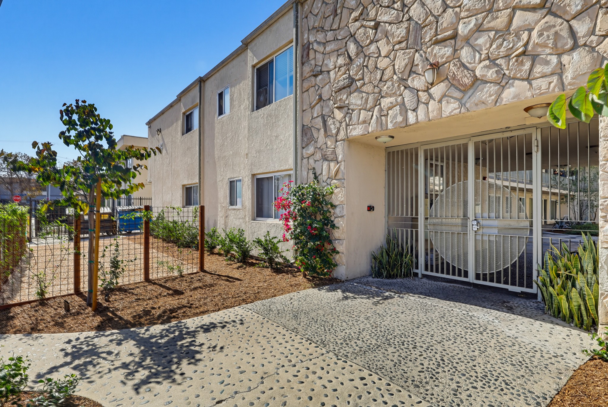 Virtual tour photo 6 of 37 for 6419 10th Ave