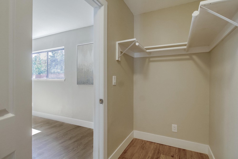Virtual tour photo 34 of 59 for 6420 Hutton Ave