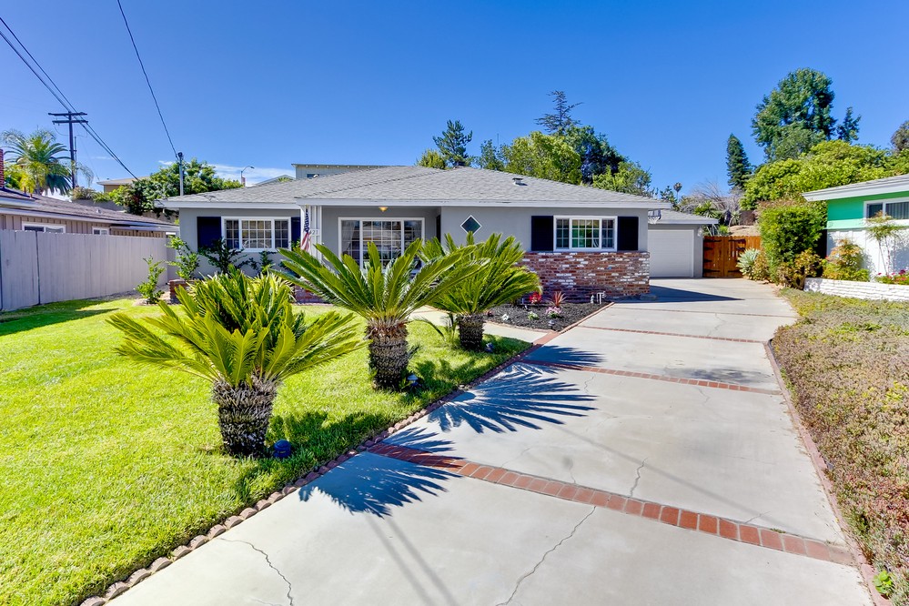 Virtual tour photo 3 of 30 for 6421 Gary Ct