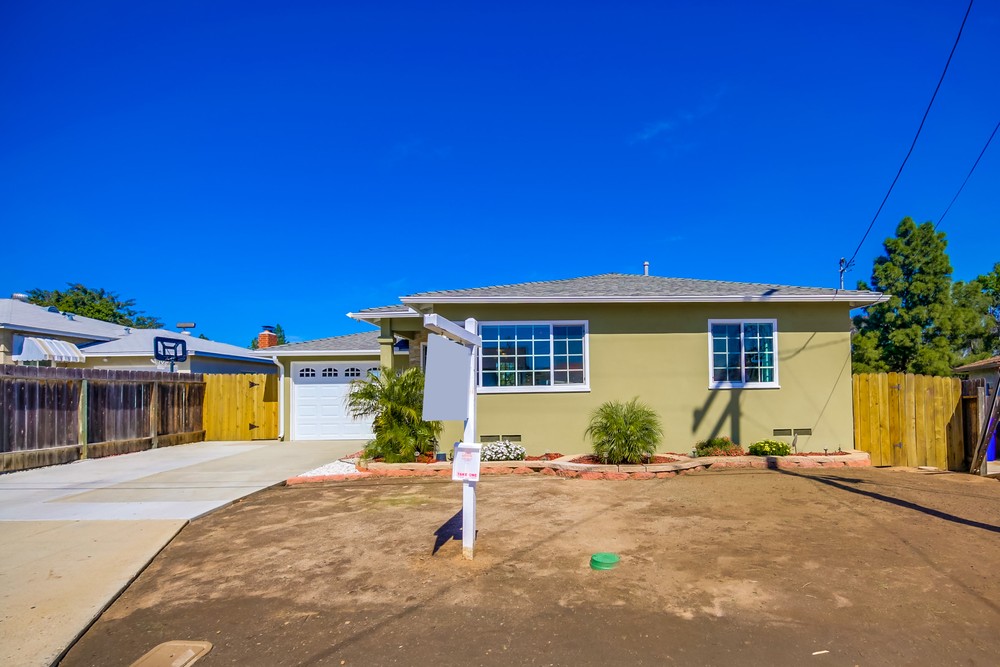 Virtual tour photo 3 of 53 for 6422 Stanley Ave