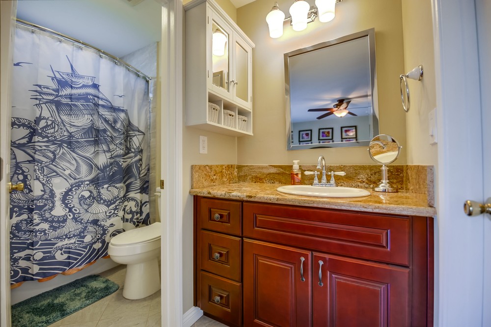 Virtual tour photo 25 of 53 for 6422 Stanley Ave