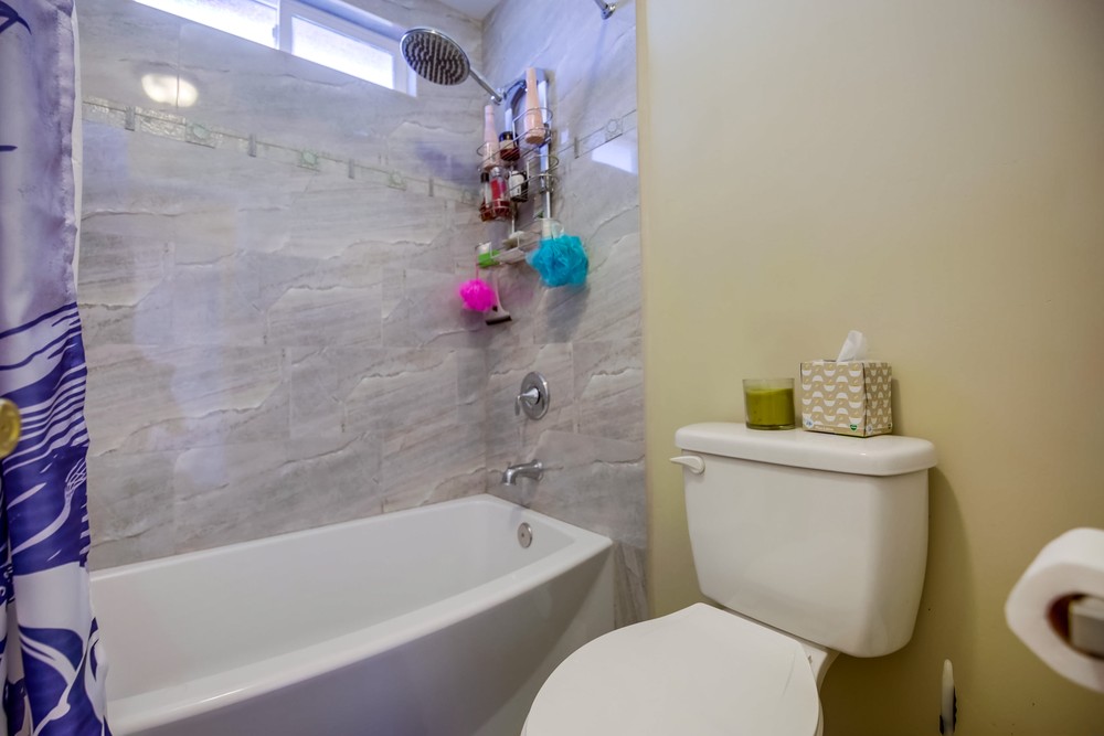 Virtual tour photo 26 of 53 for 6422 Stanley Ave