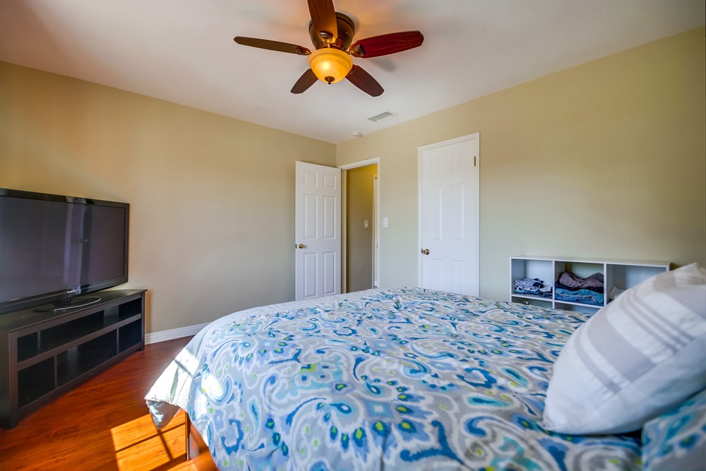 Virtual tour photo 31 of 53 for 6422 Stanley Ave