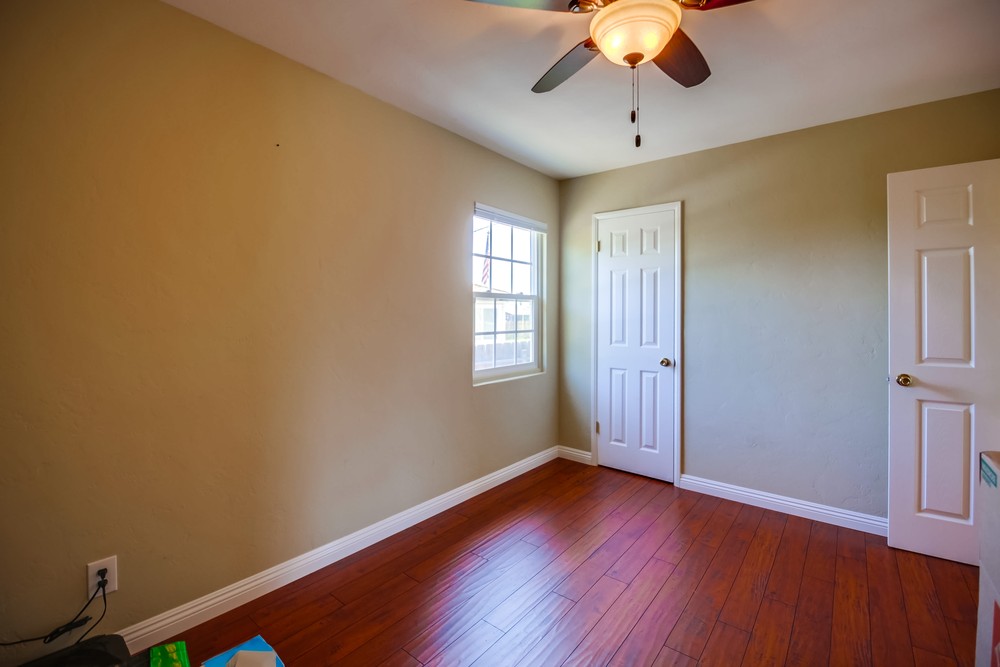 Virtual tour photo 32 of 53 for 6422 Stanley Ave