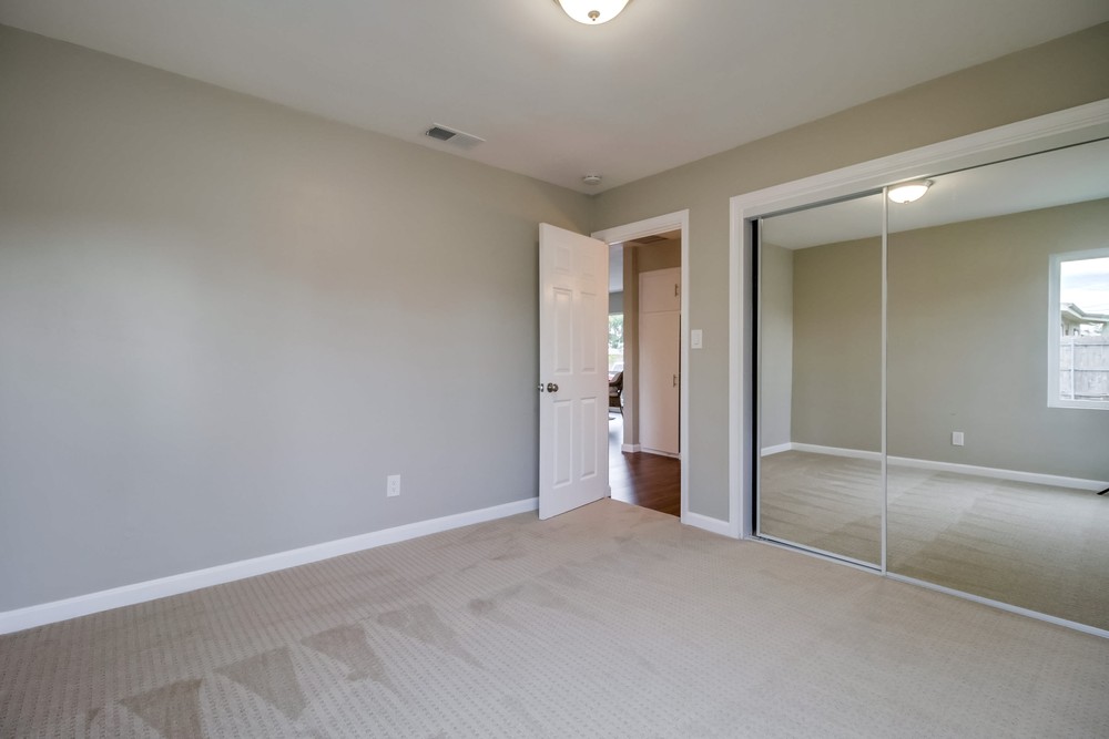 Virtual tour photo 27 of 40 for 6429 Richard St
