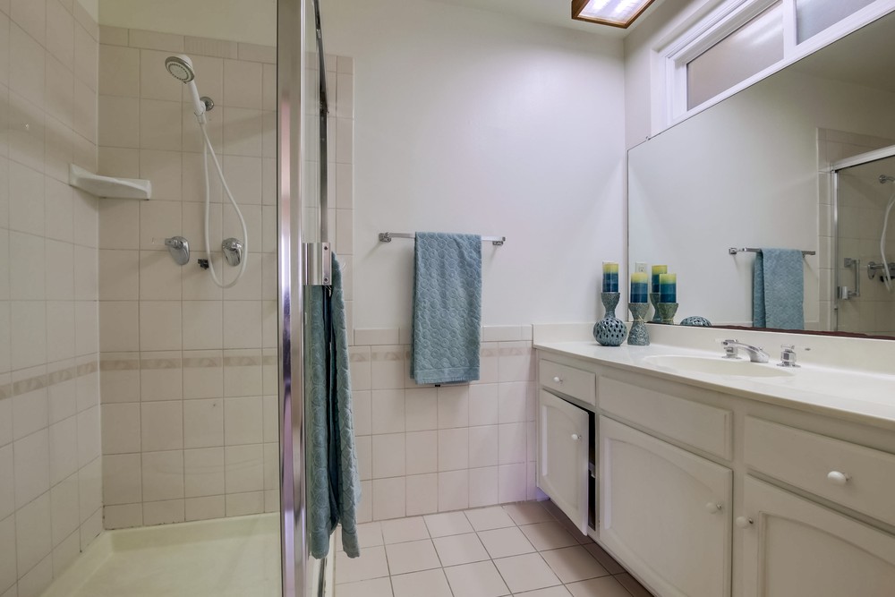 Virtual tour photo 25 of 39 for 6433 Belle Glade Ave