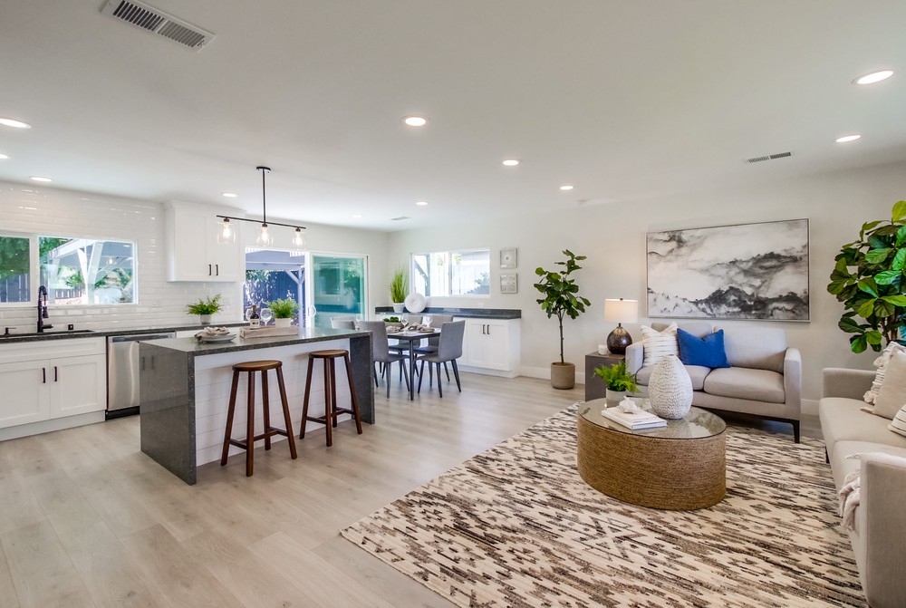 Virtual tour photo 6 of 52 for 6434 Bonnie View Dr