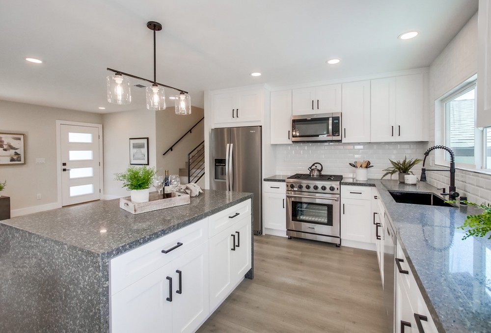 Virtual tour photo 13 of 52 for 6434 Bonnie View Dr