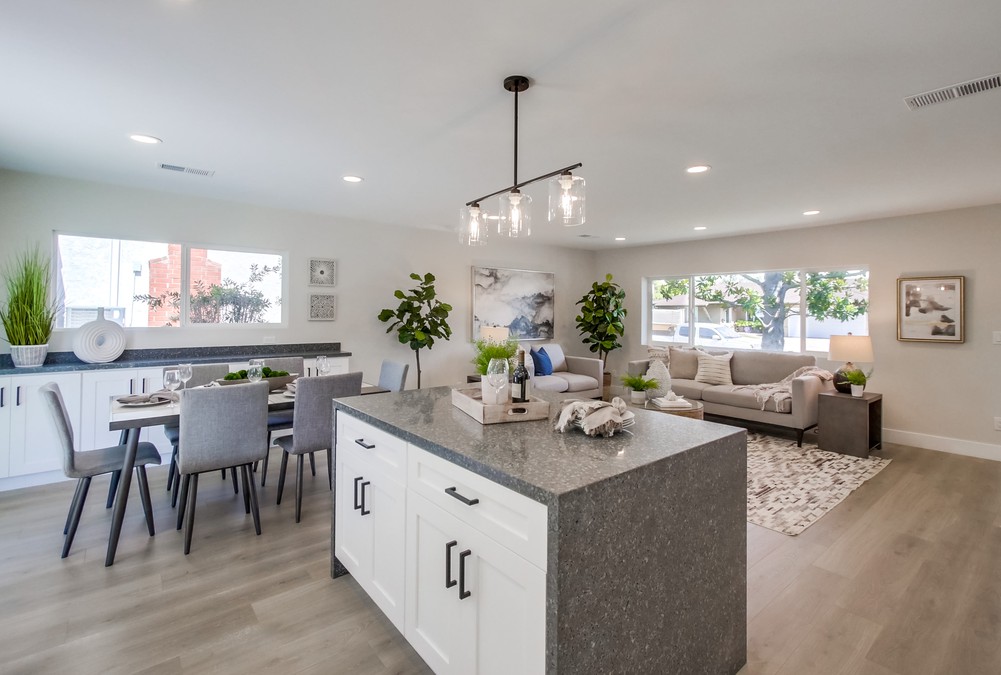Virtual tour photo 15 of 52 for 6434 Bonnie View Dr