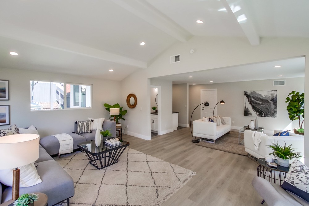 Virtual tour photo 23 of 52 for 6434 Bonnie View Dr