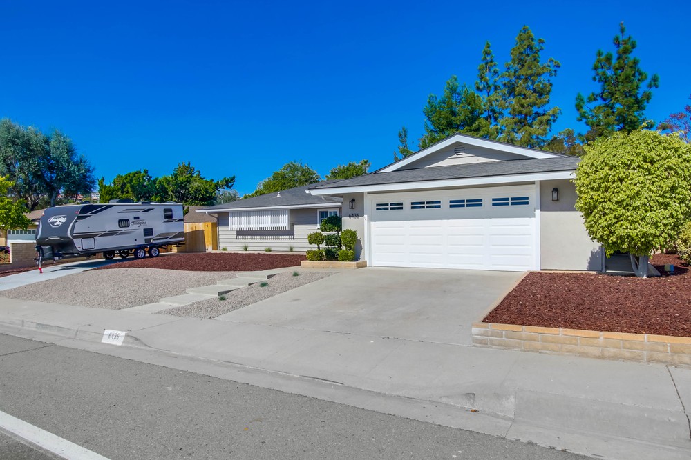 Virtual tour photo 4 of 46 for 6436 Park Ridge Blvd