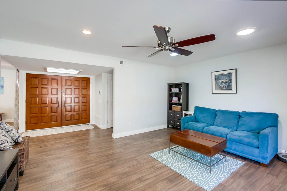Virtual tour photo 10 of 46 for 6436 Park Ridge Blvd