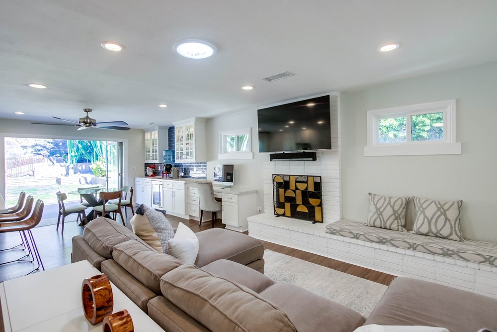 Virtual tour photo 14 of 46 for 6436 Park Ridge Blvd