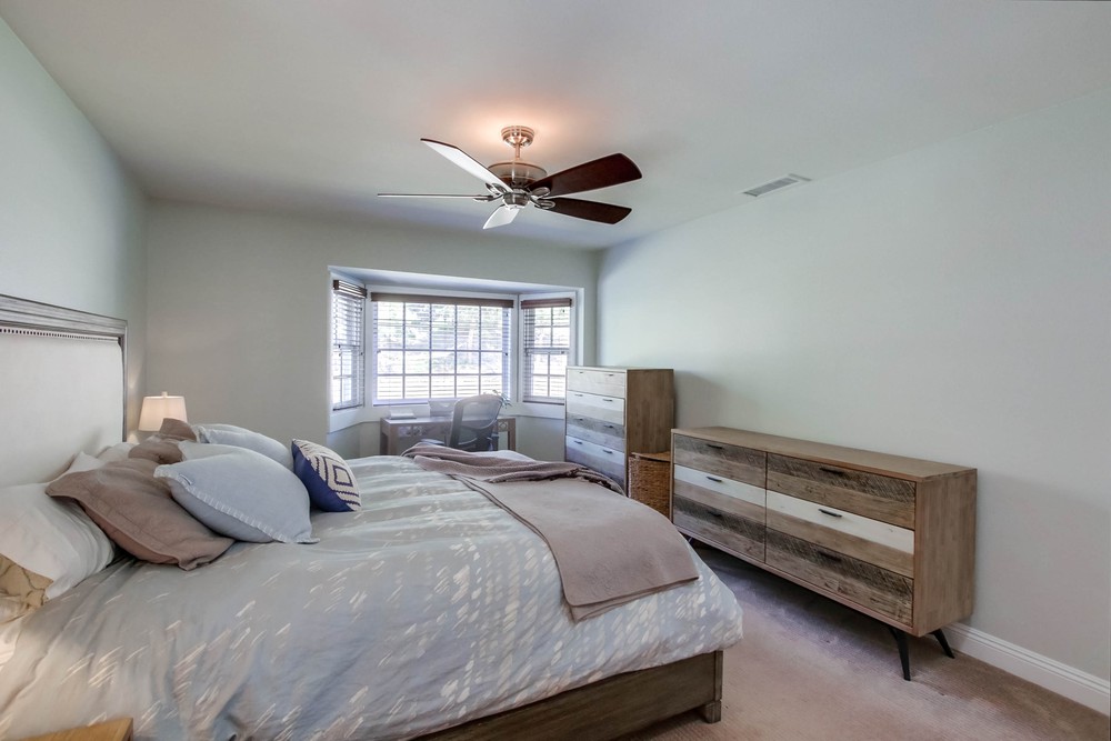 Virtual tour photo 25 of 46 for 6436 Park Ridge Blvd