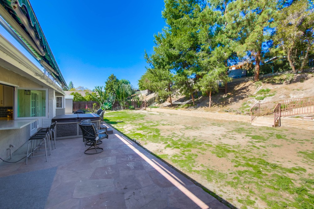 Virtual tour photo 40 of 46 for 6436 Park Ridge Blvd