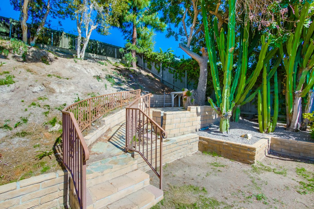 Virtual tour photo 42 of 46 for 6436 Park Ridge Blvd