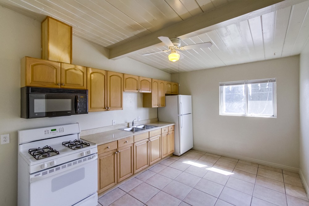 Virtual tour photo 18 of 37 for 6443 Shaules Ave