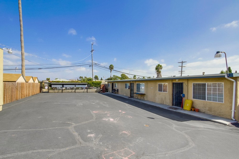 Virtual tour photo 30 of 37 for 6443 Shaules Ave